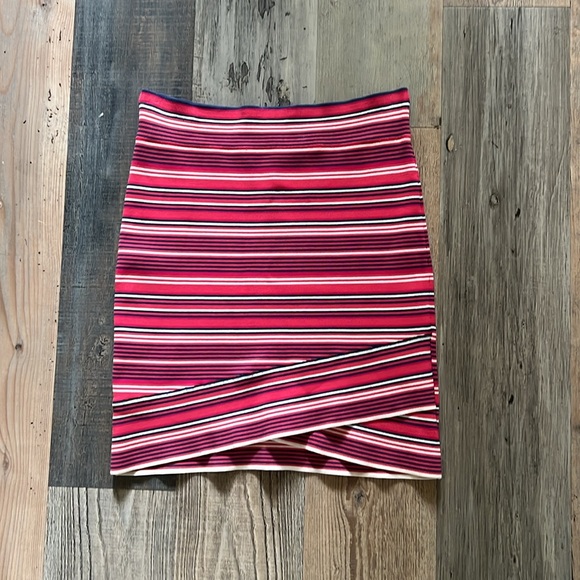 BCBG MAXAZRIA Bright Poppy Multi Ivy Striped Bandage Mini Slim Skirt Size: Small - Picture 3 of 16